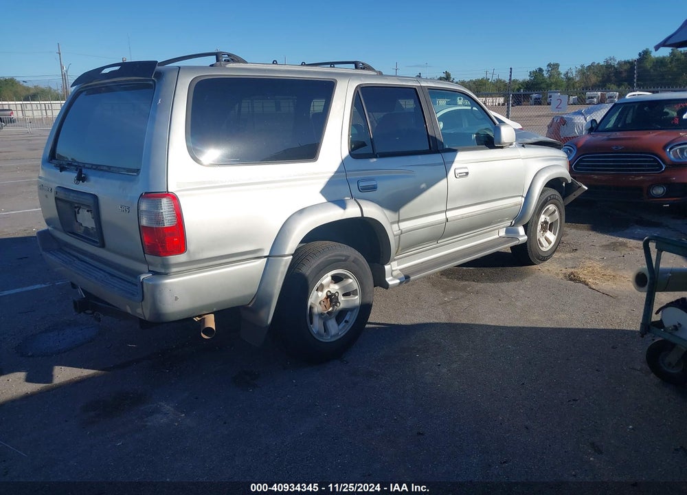 2000 TOYOTA 4RUNNER SR5 V6 VIN: JT3GN86R6Y0142647