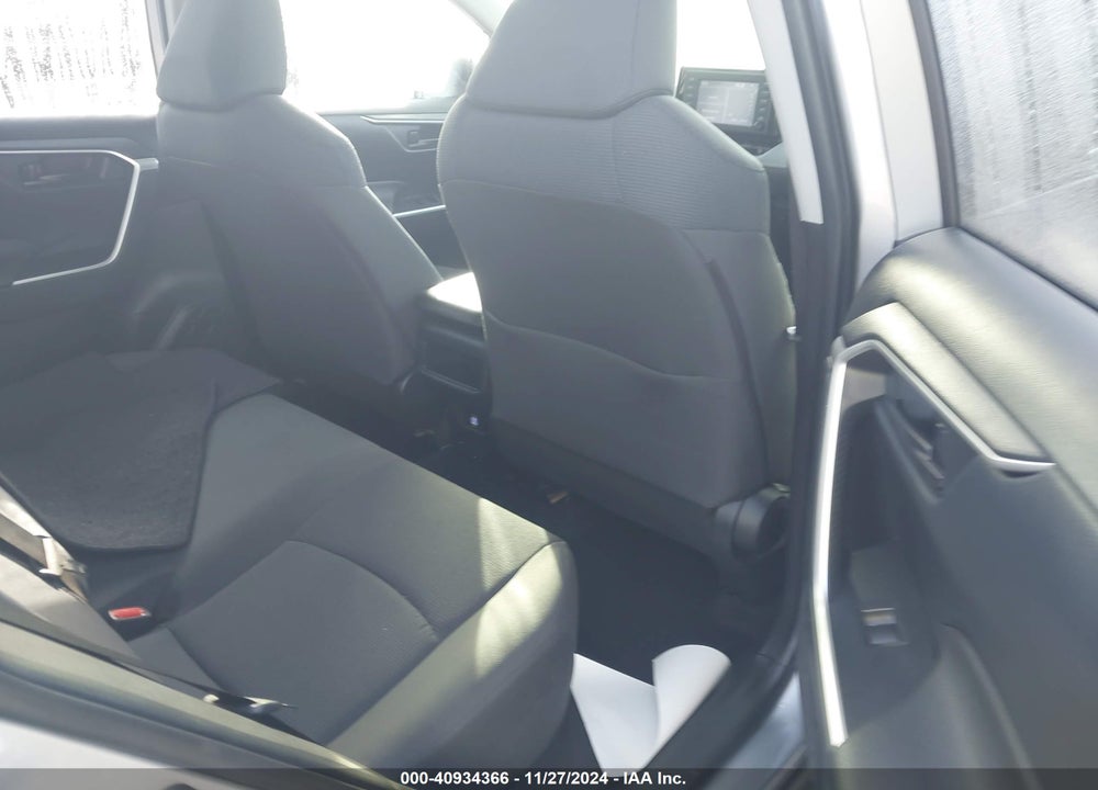 2019 TOYOTA RAV4 LE VIN: JTMF1RFV9KD031824
