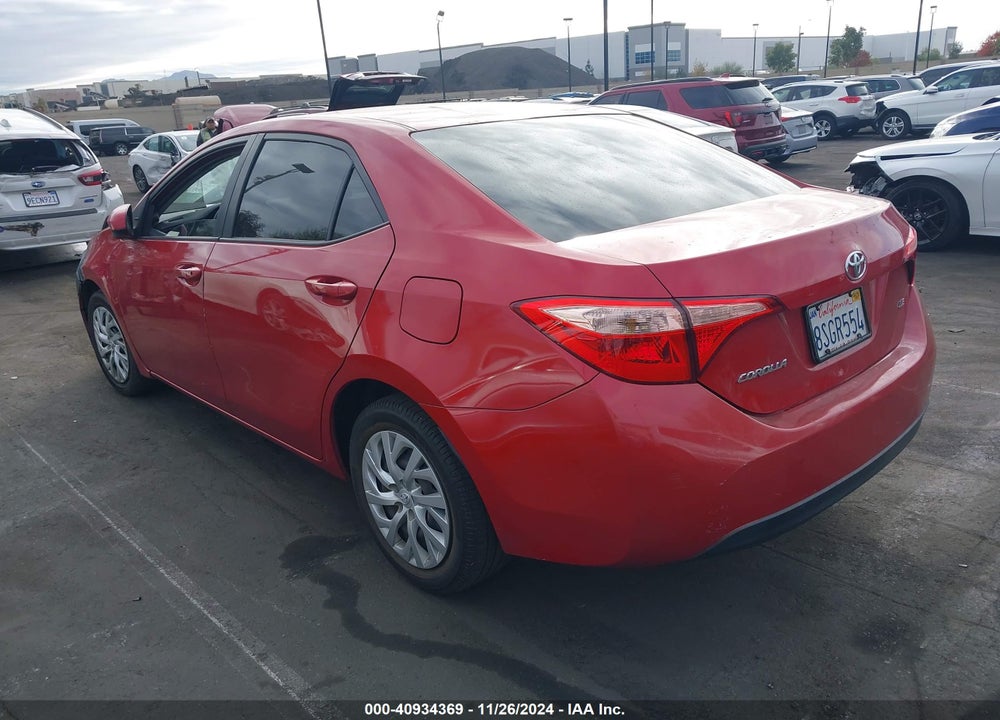 2018 TOYOTA COROLLA LE VIN: 5YFBURHE2JP791740