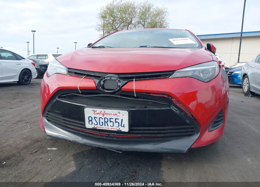 2018 TOYOTA COROLLA LE VIN: 5YFBURHE2JP791740