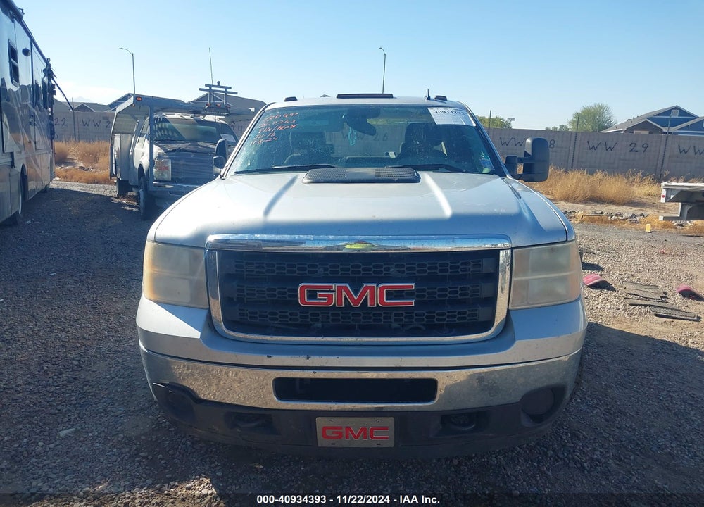 2011 GMC SIERRA 3500HD WORK TRUCK VIN: 1GT412C88BF207263