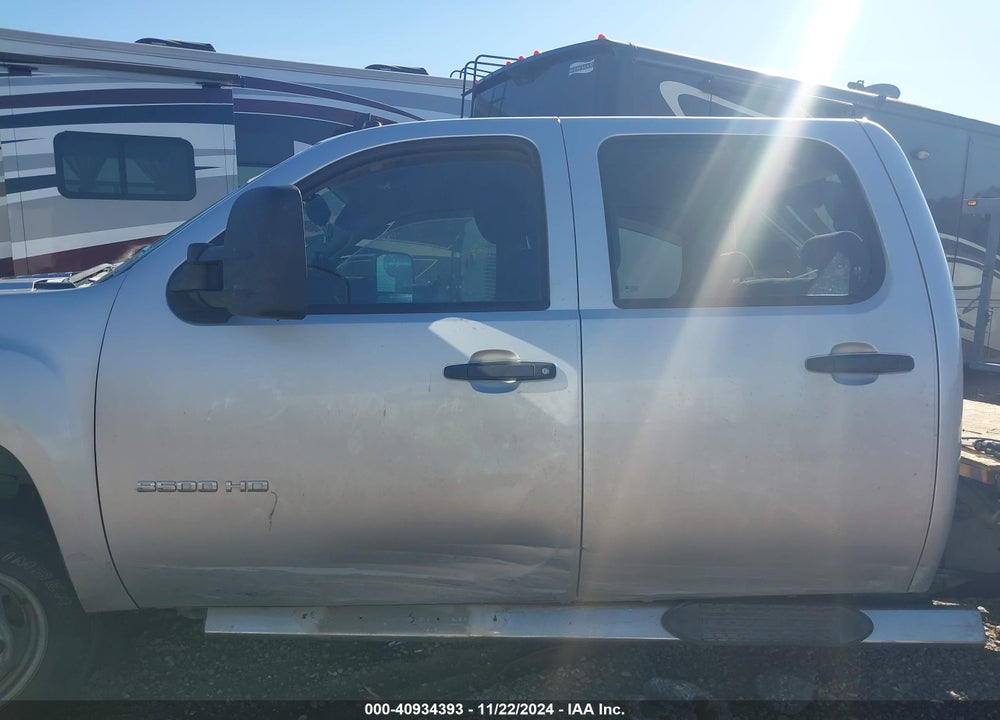 2011 GMC SIERRA 3500HD WORK TRUCK VIN: 1GT412C88BF207263