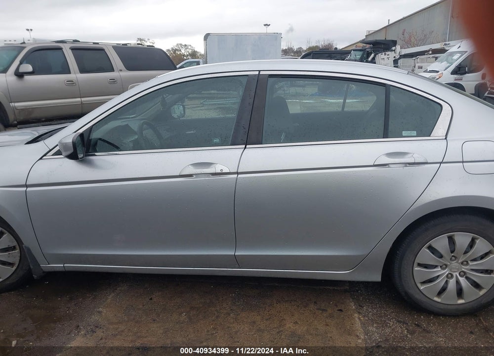 2008 HONDA ACCORD 2.4 LX VIN: 1HGCP26338A055636