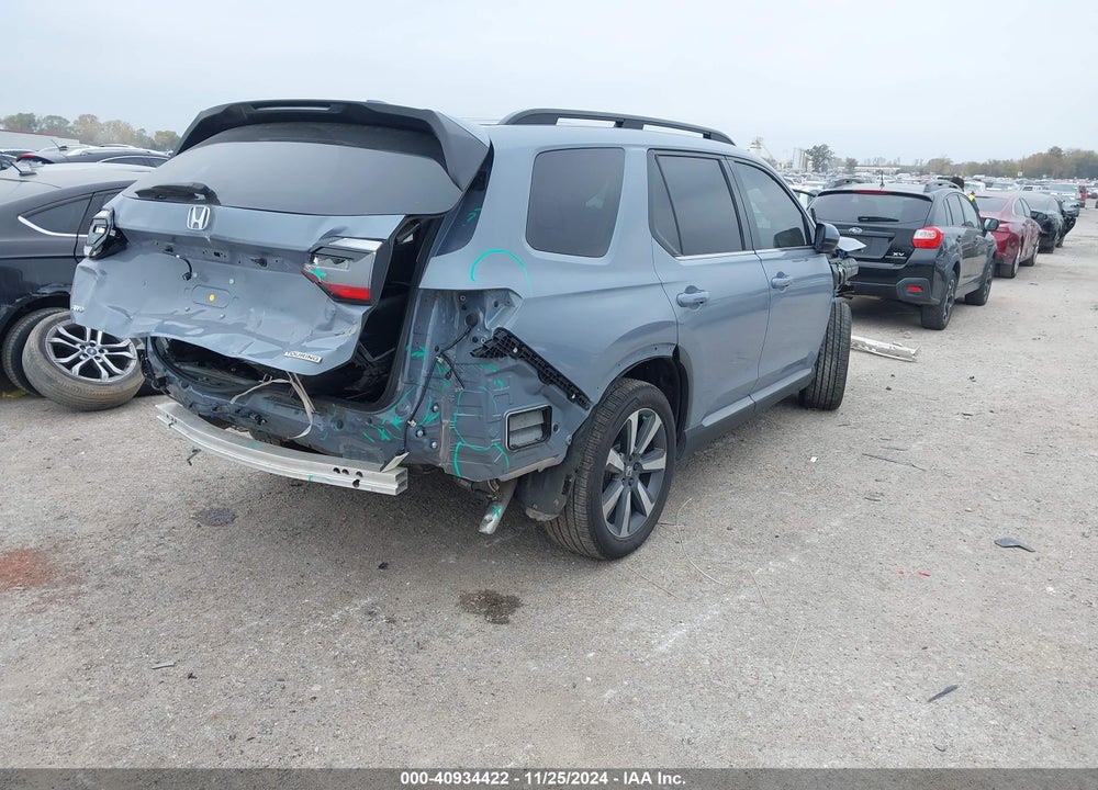 2024 HONDA PILOT TOURING VIN: 5FNYG1H77RB034196