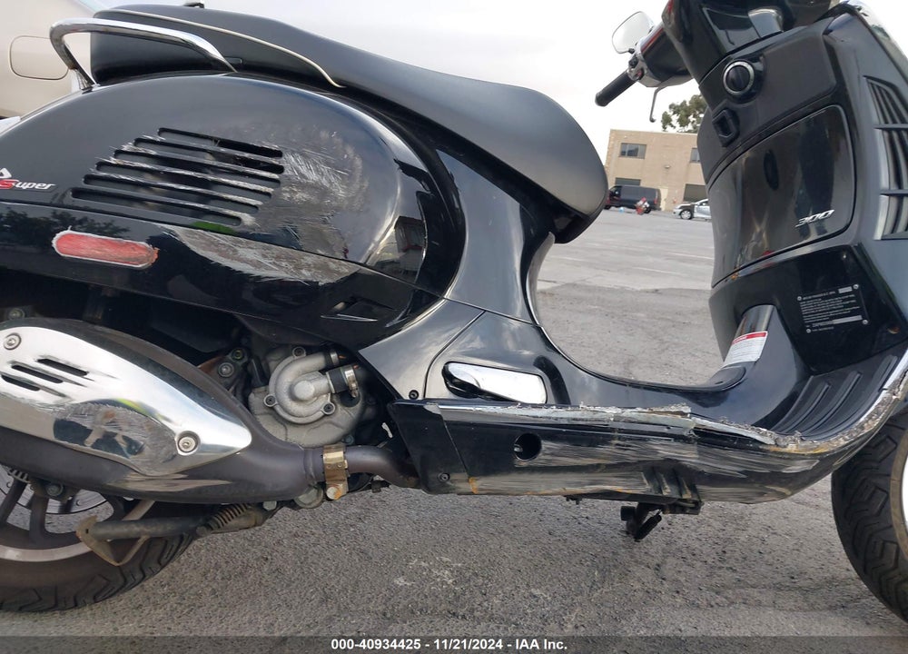 2023 VESPA GTS/SEI GIORNI 300 VIN: ZAPMD39M3P5100585