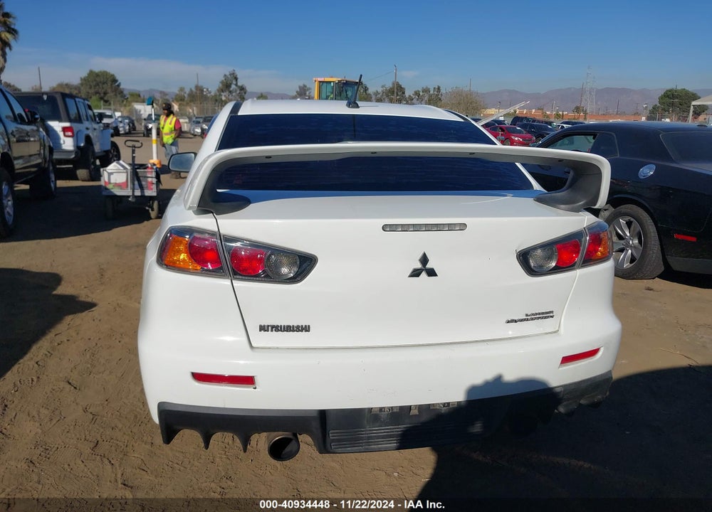 2014 MITSUBISHI LANCER EVOLUTION GSR VIN: JA32W8FV1EU025173