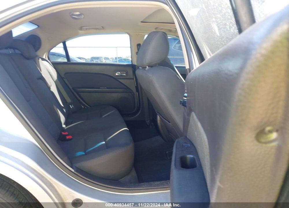 2011 FORD FUSION VIN: 3FAHP0HA6BR231358