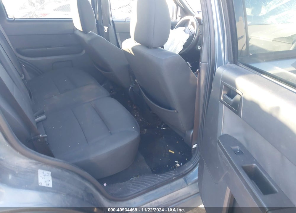 2010 FORD ESCAPE XLT VIN: 1FMCU0D78AKC23588