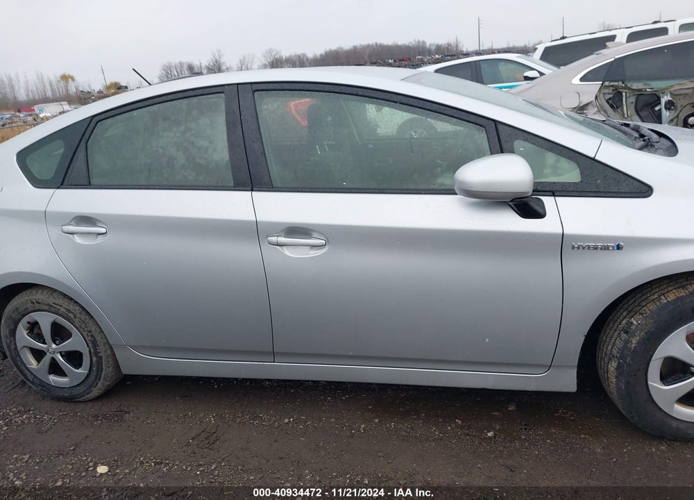 2013 TOYOTA PRIUS TWO VIN: JTDKN3DU1D5656161