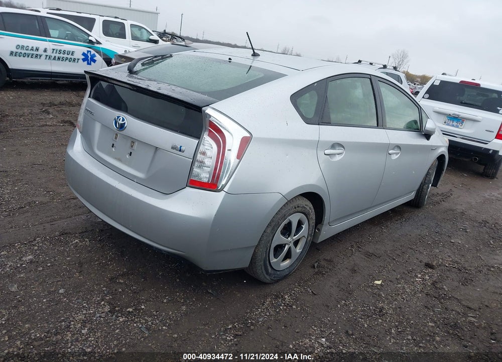 2013 TOYOTA PRIUS TWO VIN: JTDKN3DU1D5656161
