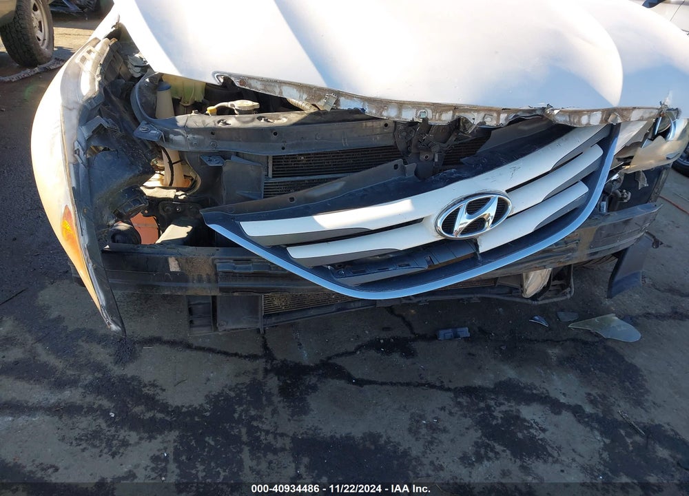 2014 HYUNDAI SONATA GLS VIN: 5NPEB4AC1EH831985