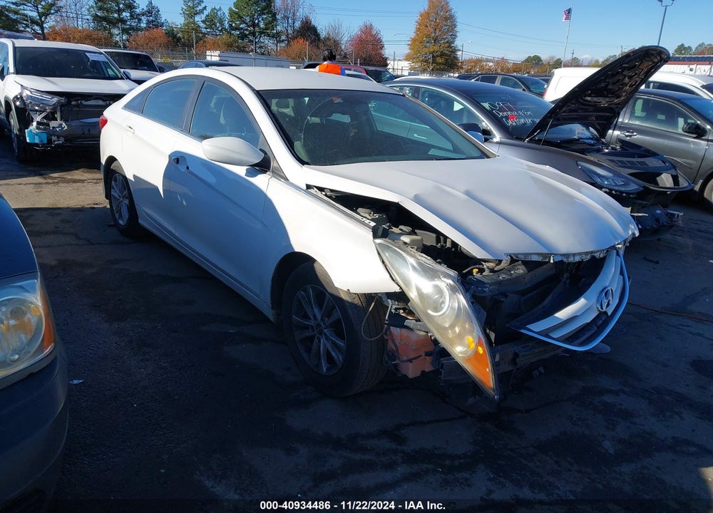 2014 HYUNDAI SONATA GLS VIN: 5NPEB4AC1EH831985