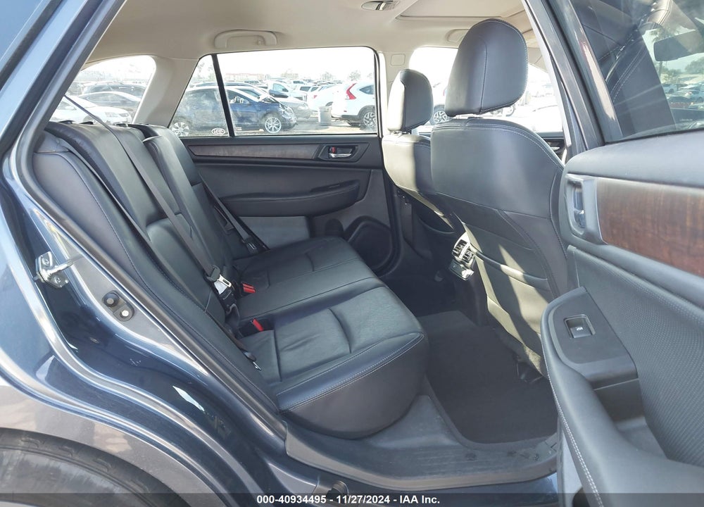 2017 SUBARU OUTBACK 3.6R LIMITED VIN: 4S4BSENC7H3319484