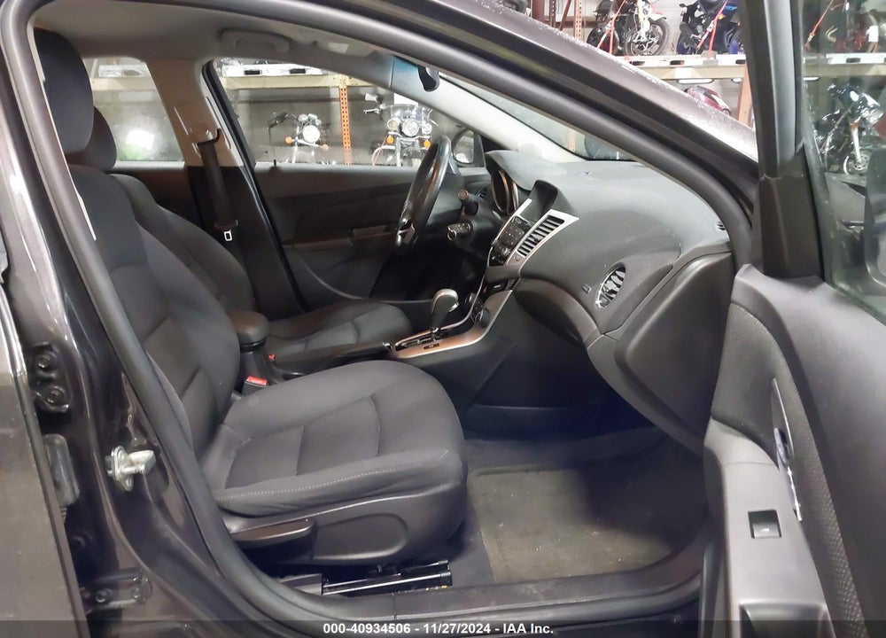 2014 CHEVROLET CRUZE 1LT AUTO VIN: 1G1PC5SB8E7472004