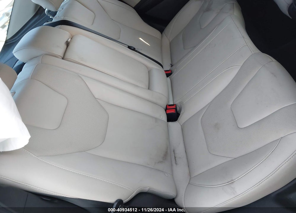 2018 FORD FUSION TITANIUM VIN: 3FA6P0D94JR268801