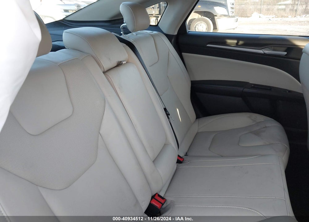 2018 FORD FUSION TITANIUM VIN: 3FA6P0D94JR268801