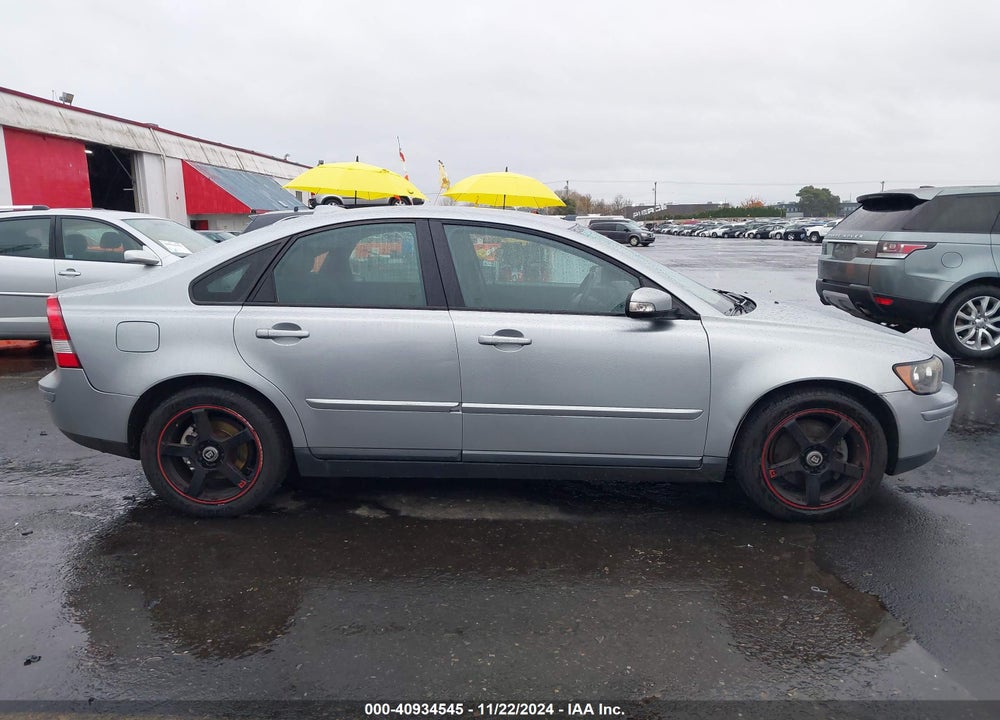 2007 VOLVO S40 2.4I VIN: YV1MS390872252751