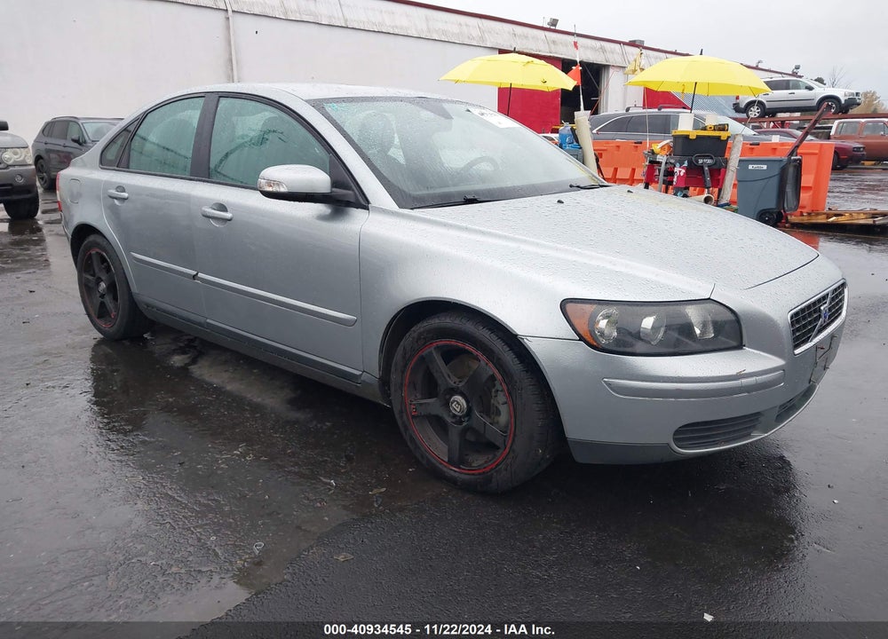 2007 VOLVO S40 2.4I VIN: YV1MS390872252751