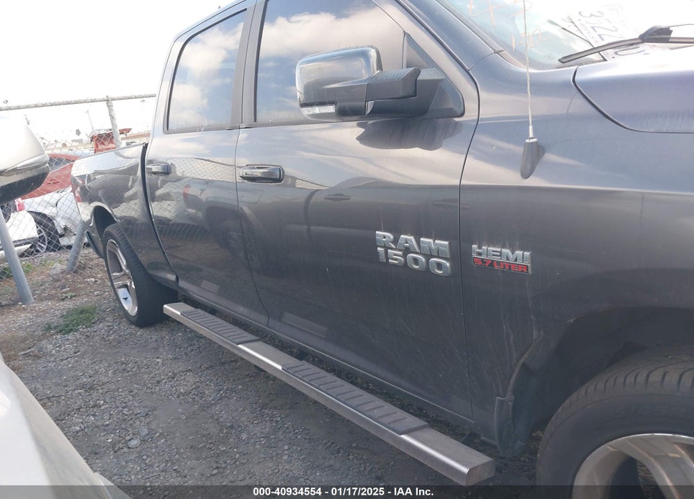 2017 RAM 1500 SPORT  4X2 6'4 BOX VIN: 1C6RR6UT4HS775638