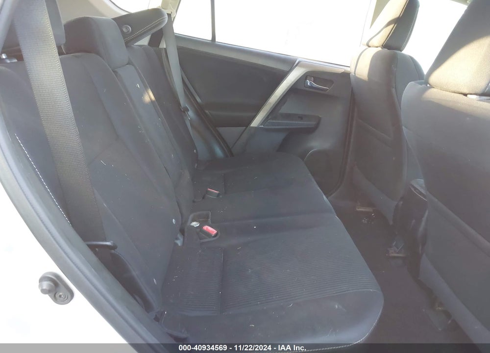 2014 TOYOTA RAV4 XLE VIN: 2T3WFREV8EW107589