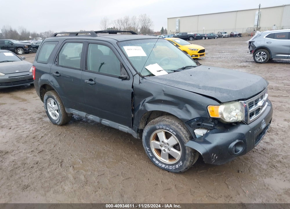 2009 FORD ESCAPE XLS VIN: 1FMCU92759KA38210