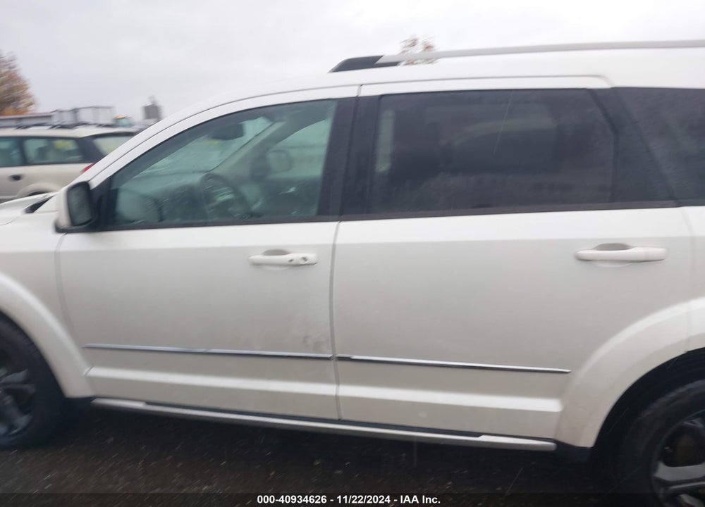 2018 DODGE JOURNEY CROSSROAD AWD VIN: 3C4PDDGG1JT252129