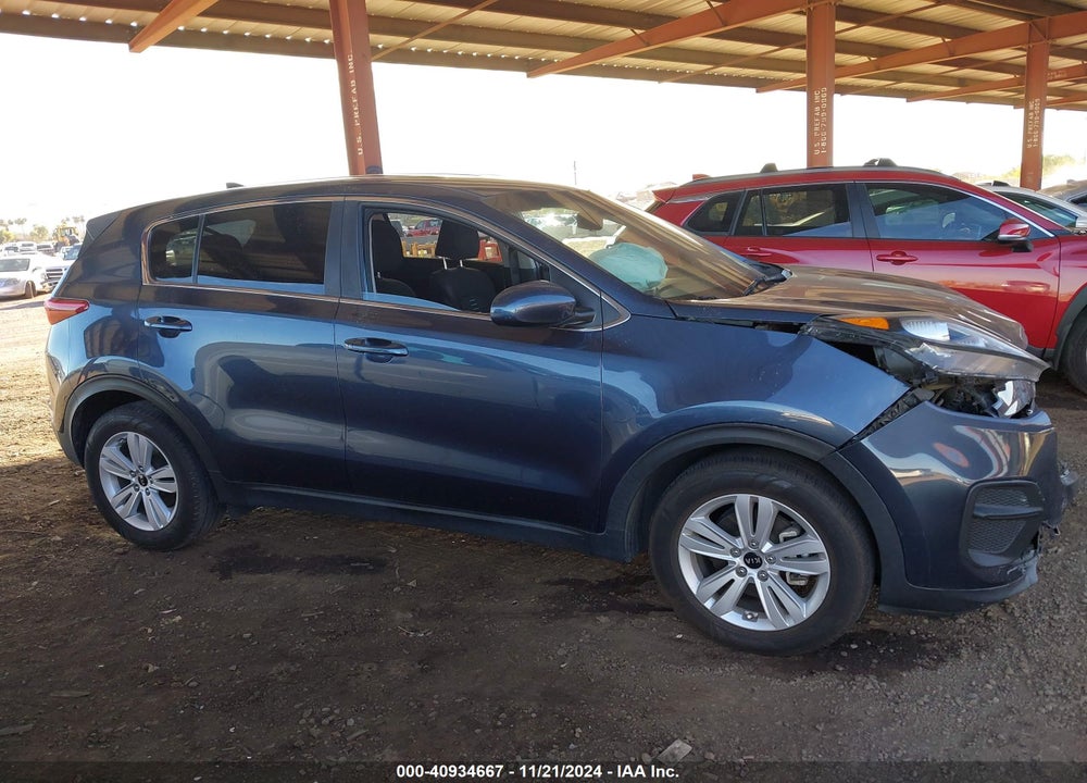 2018 KIA SPORTAGE LX VIN: KNDPM3AC3J7485613