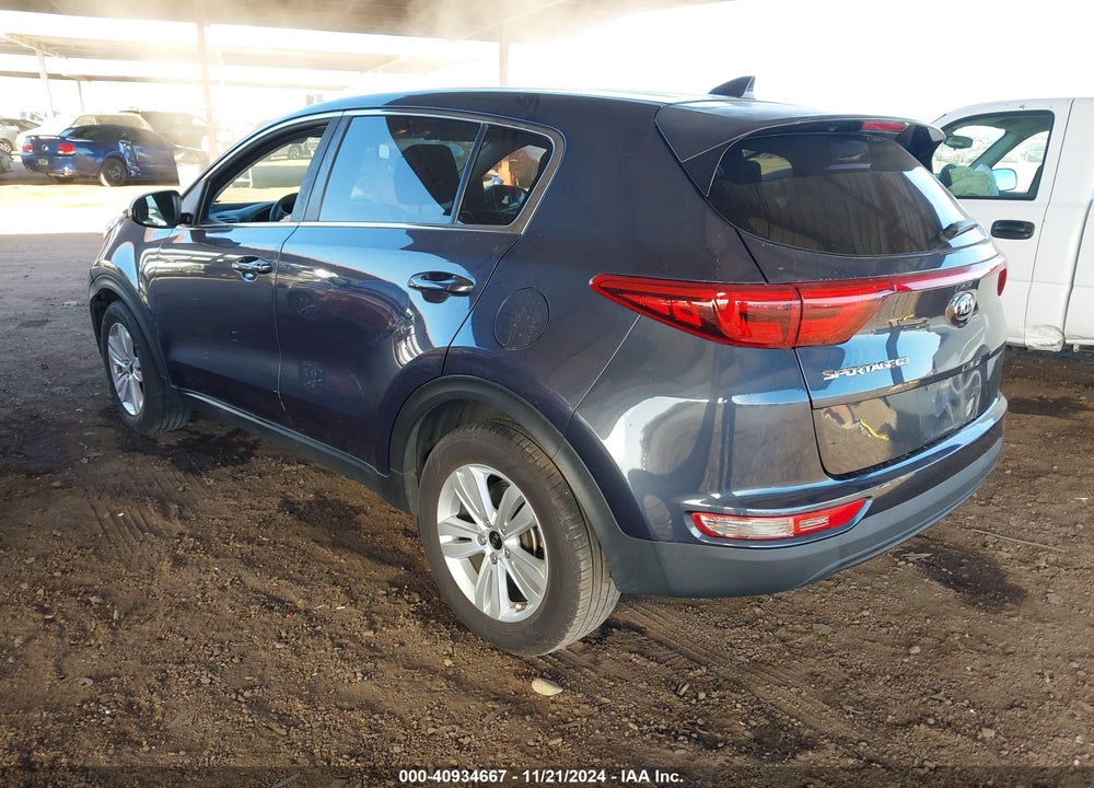 2018 KIA SPORTAGE LX VIN: KNDPM3AC3J7485613