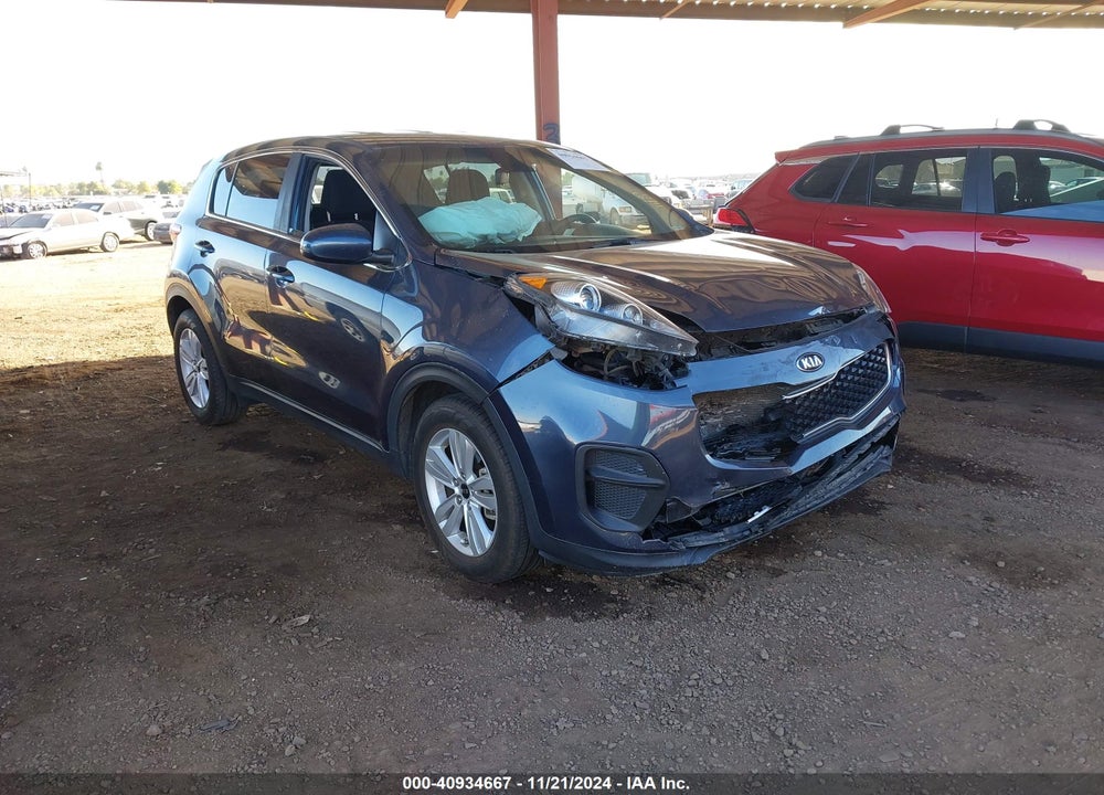 2018 KIA SPORTAGE LX VIN: KNDPM3AC3J7485613