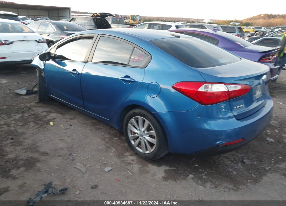 2015 KIA FORTE VIN: KNAFX4A67F5271923