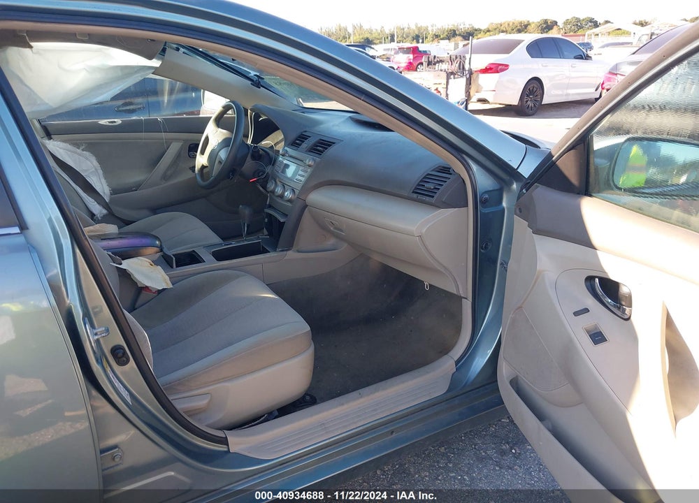 2011 TOYOTA CAMRY LE VIN: 4T1BF3EK2BU643136