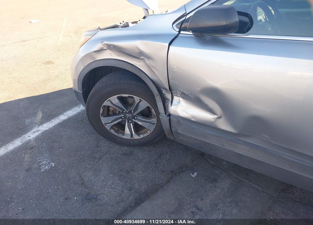 2017 HONDA CR-V LX VIN: 2HKRW5H30HH400186