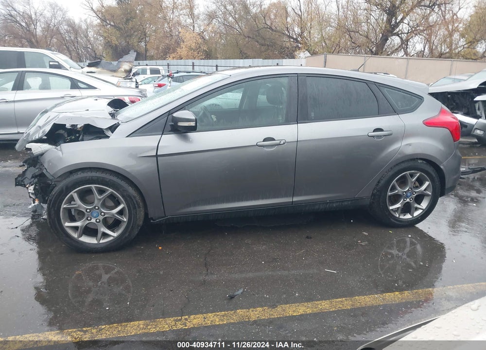 2013 FORD FOCUS SE VIN: 1FADP3K22DL204550