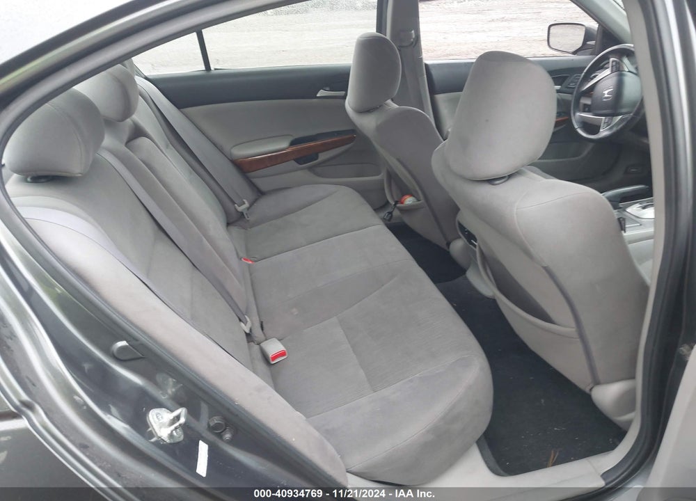 2011 HONDA ACCORD VIN: 1HGCP3F85BA000159