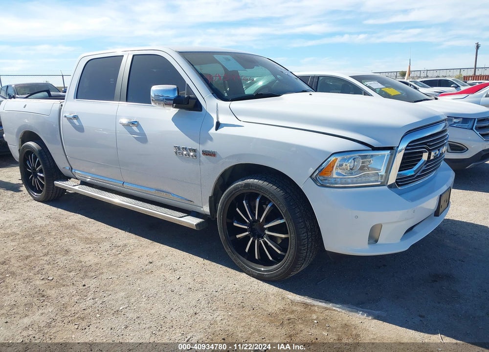 2017 RAM 1500 LIMITED  4X2 5'7 BOX VIN: 1C6RR6PT6HS550312