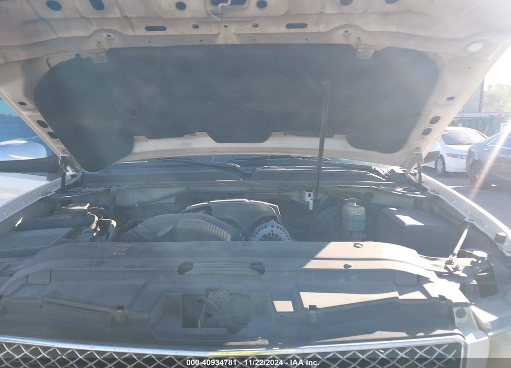 2011 CHEVROLET SUBURBAN 1500 LTZ VIN: 1GNSCKE07BR313718