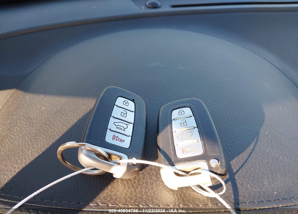2012 KIA SORENTO SX V6 VIN: 5XYKW4A20CG257110