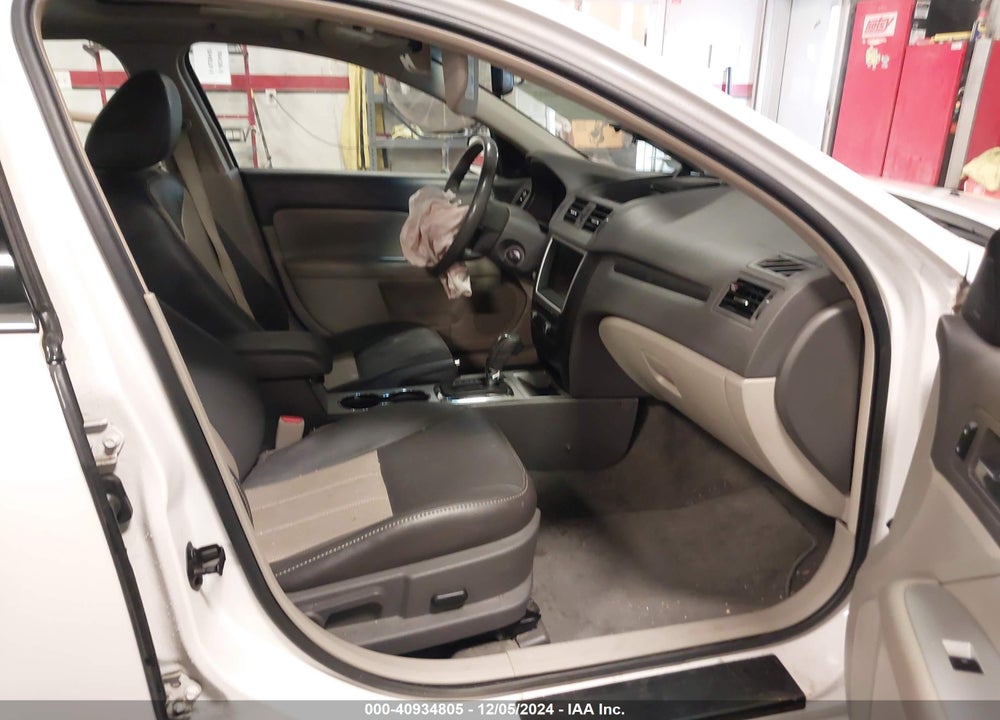 2010 MERCURY MILAN HYBRID VIN: 3MEDM0L39AR663840