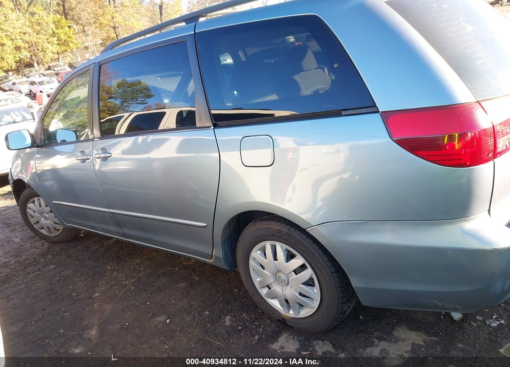 2005 TOYOTA SIENNA LE VIN: 5TDZA23C45S362617