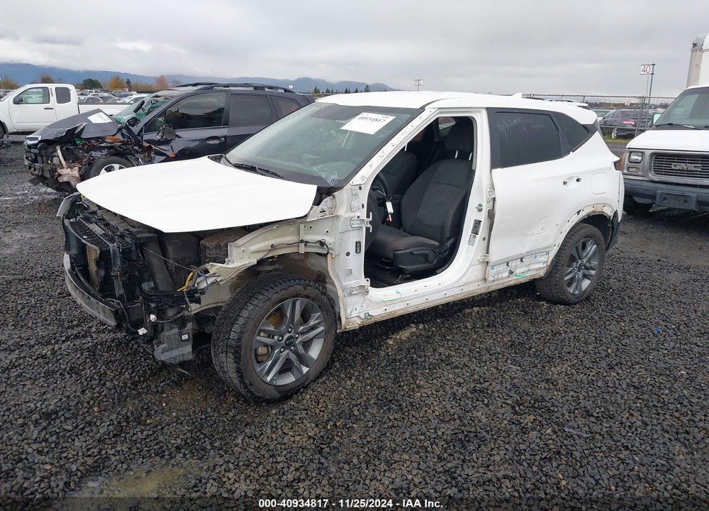 2021 KIA SELTOS LX VIN: KNDEPCAA7M7080940
