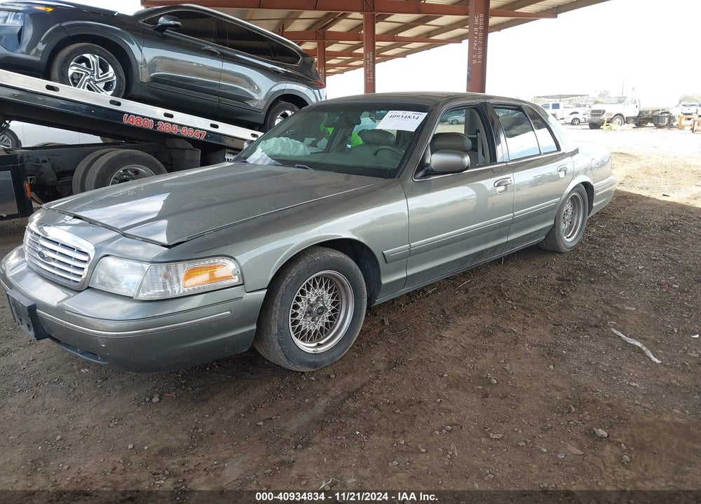 1999 FORD CROWN VICTORIA VIN: 2FAFP74W9XX233325