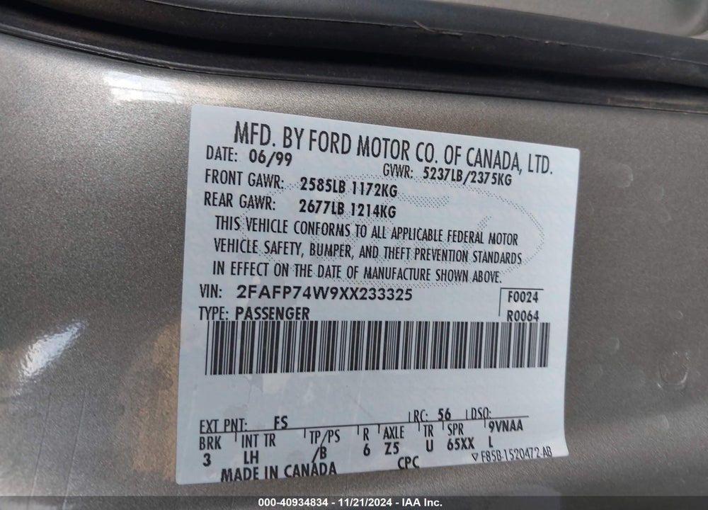 1999 FORD CROWN VICTORIA VIN: 2FAFP74W9XX233325