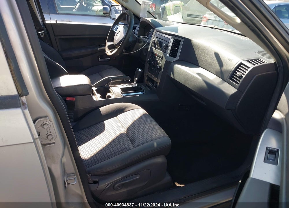 2010 JEEP GRAND CHEROKEE LAREDO VIN: 1J4PS4GK1AC121704