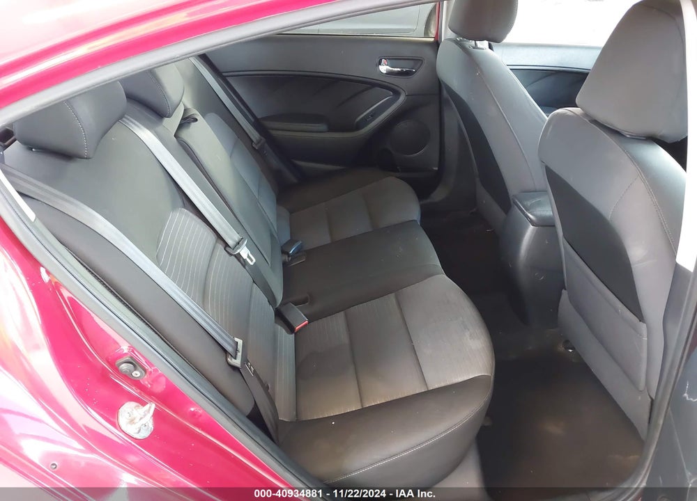 2015 KIA FORTE LX VIN: KNAFX4A66F5415025
