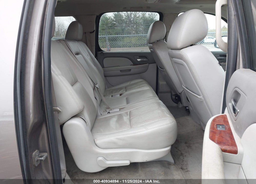 2013 GMC YUKON XL 1500 SLT VIN: 1GKS2KE77DR296113