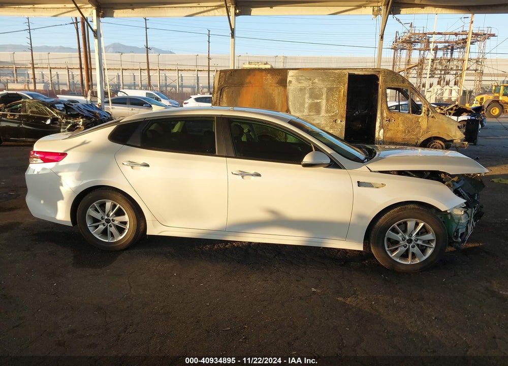 2016 KIA OPTIMA LX VIN: KNAGT4L34G5089200