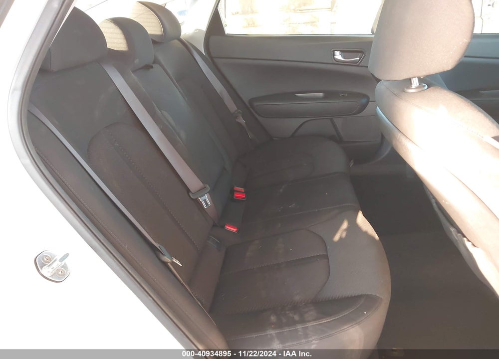 2016 KIA OPTIMA LX VIN: KNAGT4L34G5089200