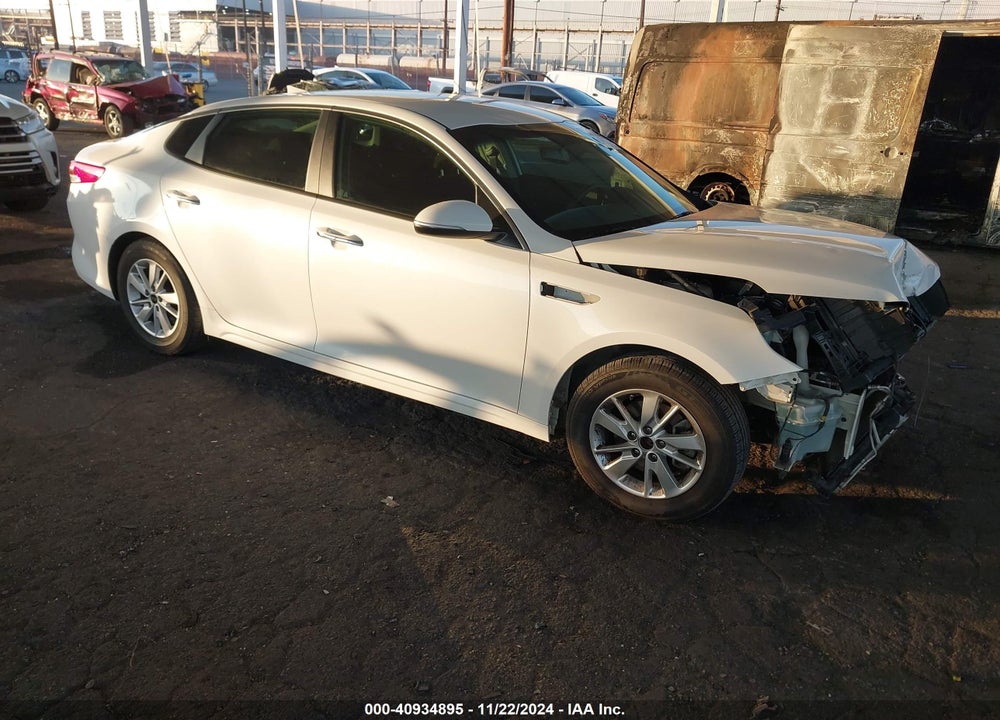 2016 KIA OPTIMA LX VIN: KNAGT4L34G5089200