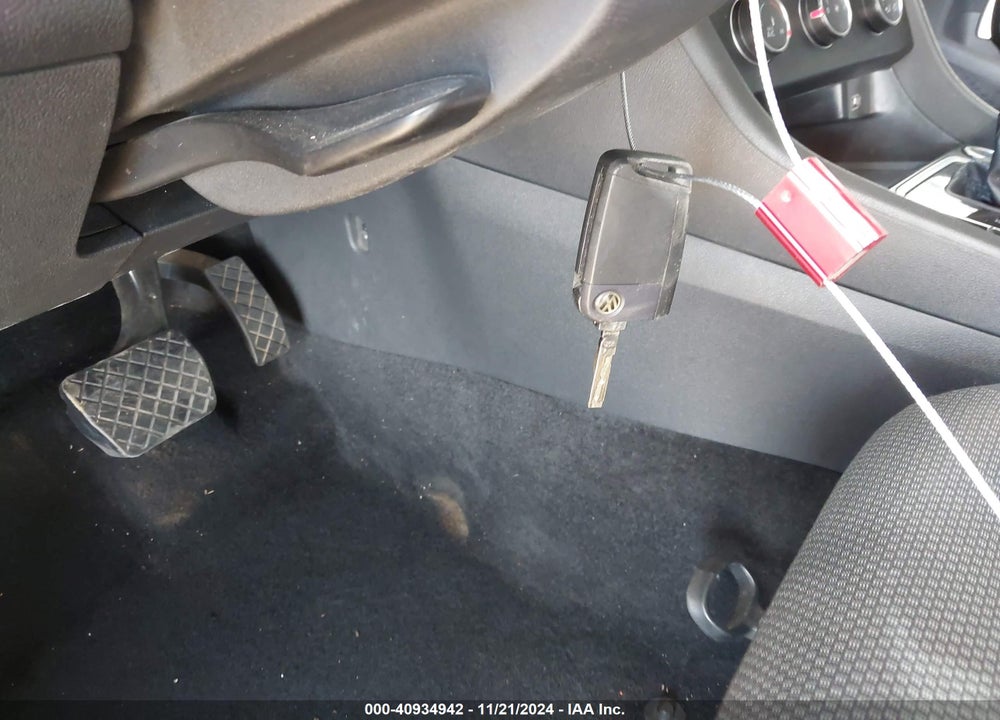 2019 VOLKSWAGEN JETTA VIN: 3VWCB7BUXKM154356