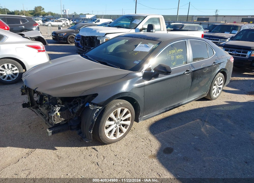 2018 TOYOTA CAMRY LE VIN: JTNB11HK8J3028898